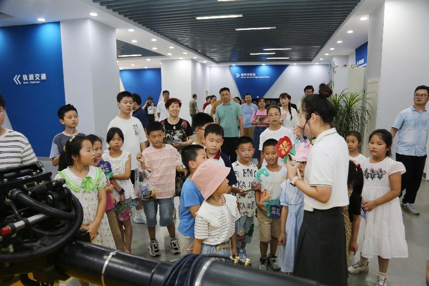 Kaiyun·官方网站-(引领中国科技平台),第三届家属开放日活动圆满举行